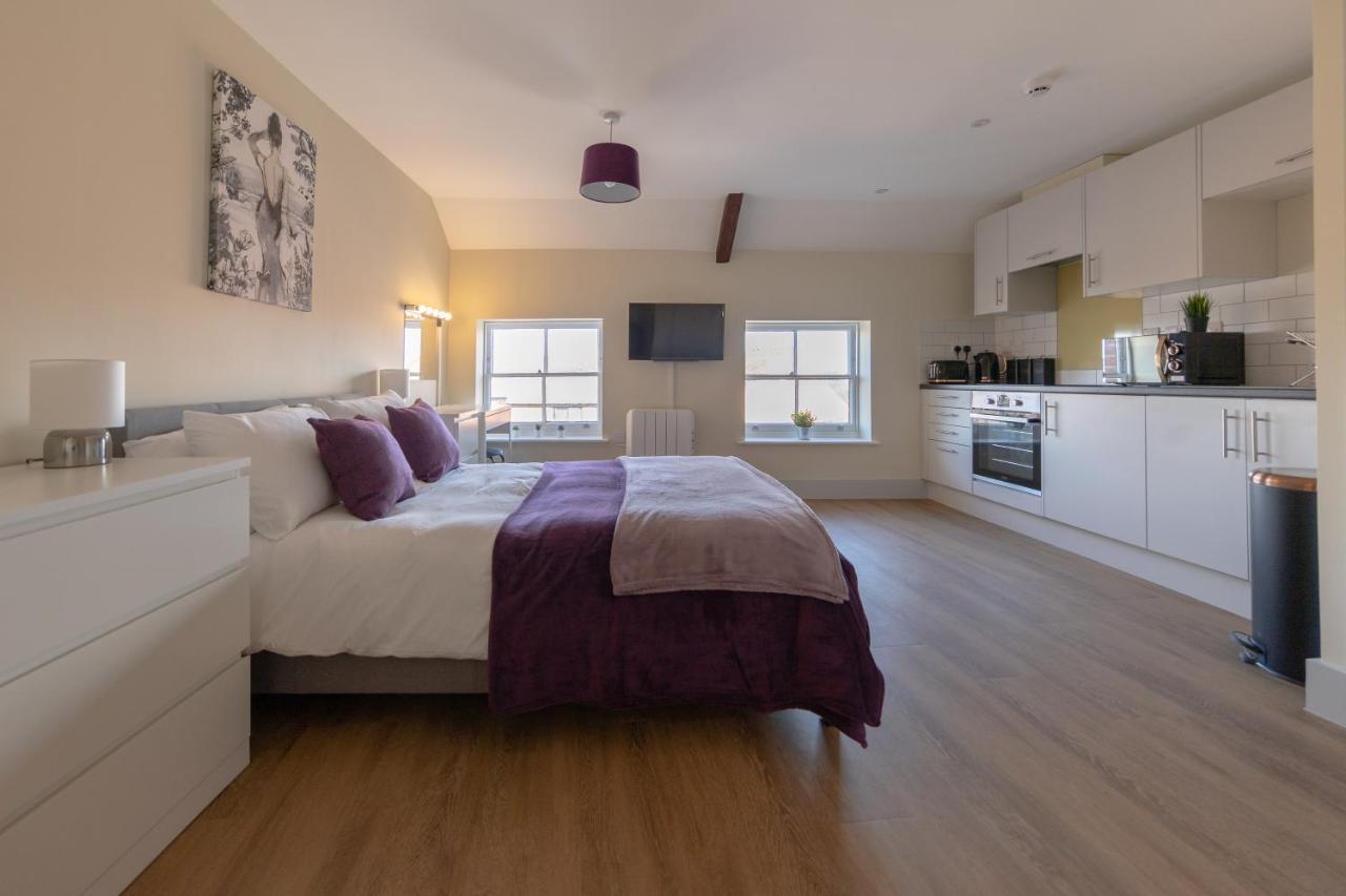 Isabella House - Hereford City Centre Aparthotel, By Rentmyhouse 外观 照片